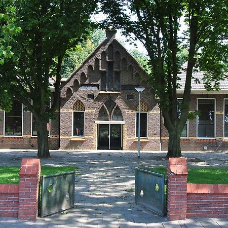 Bed & Breakfast De Oale School Lattrop Zewnętrze zdjęcie