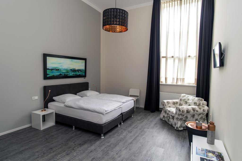 Bed & Breakfast De Oale School Lattrop Zewnętrze zdjęcie