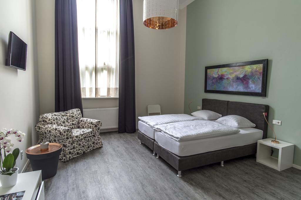Bed & Breakfast De Oale School Lattrop Zewnętrze zdjęcie