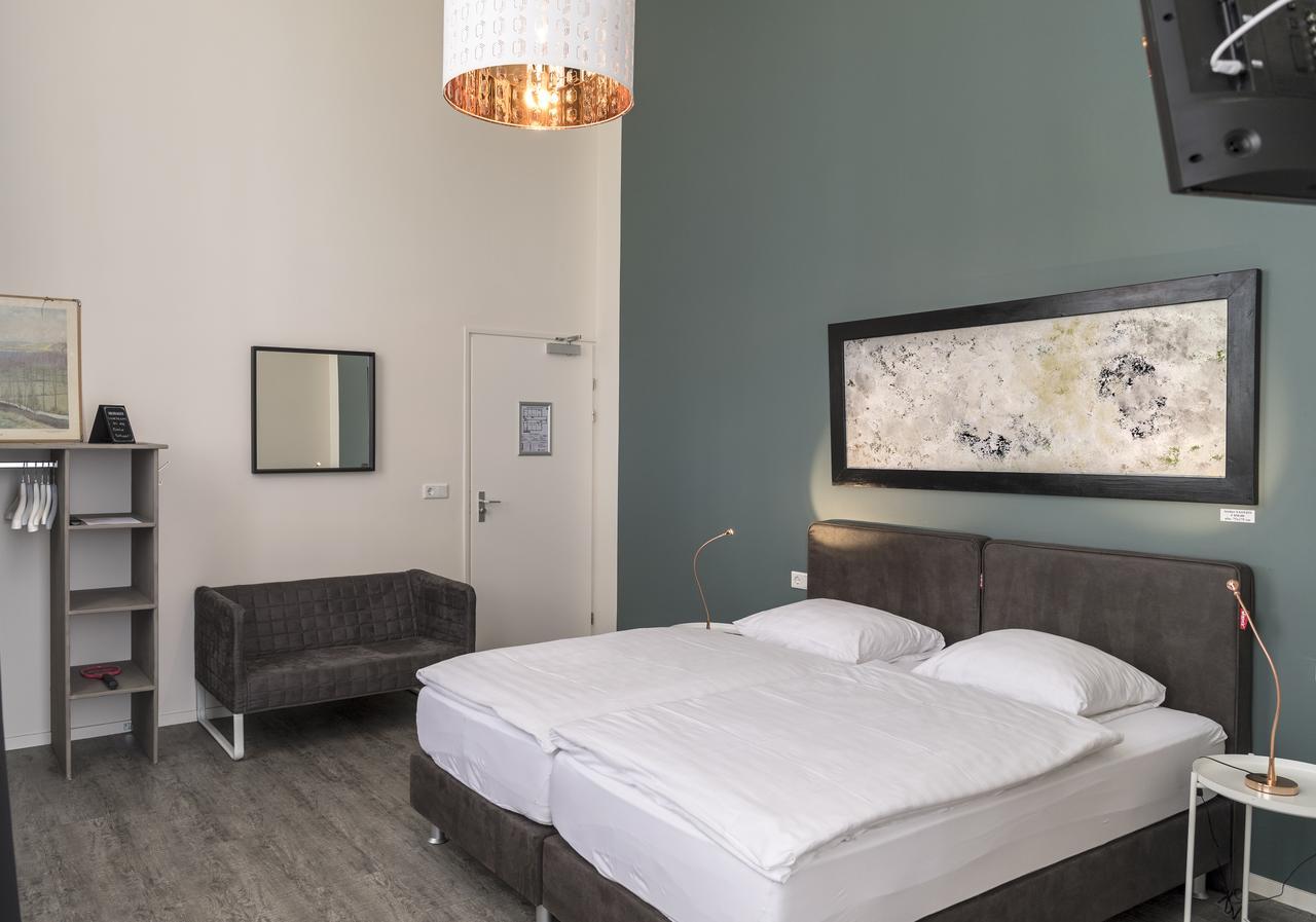 Bed & Breakfast De Oale School Lattrop Zewnętrze zdjęcie