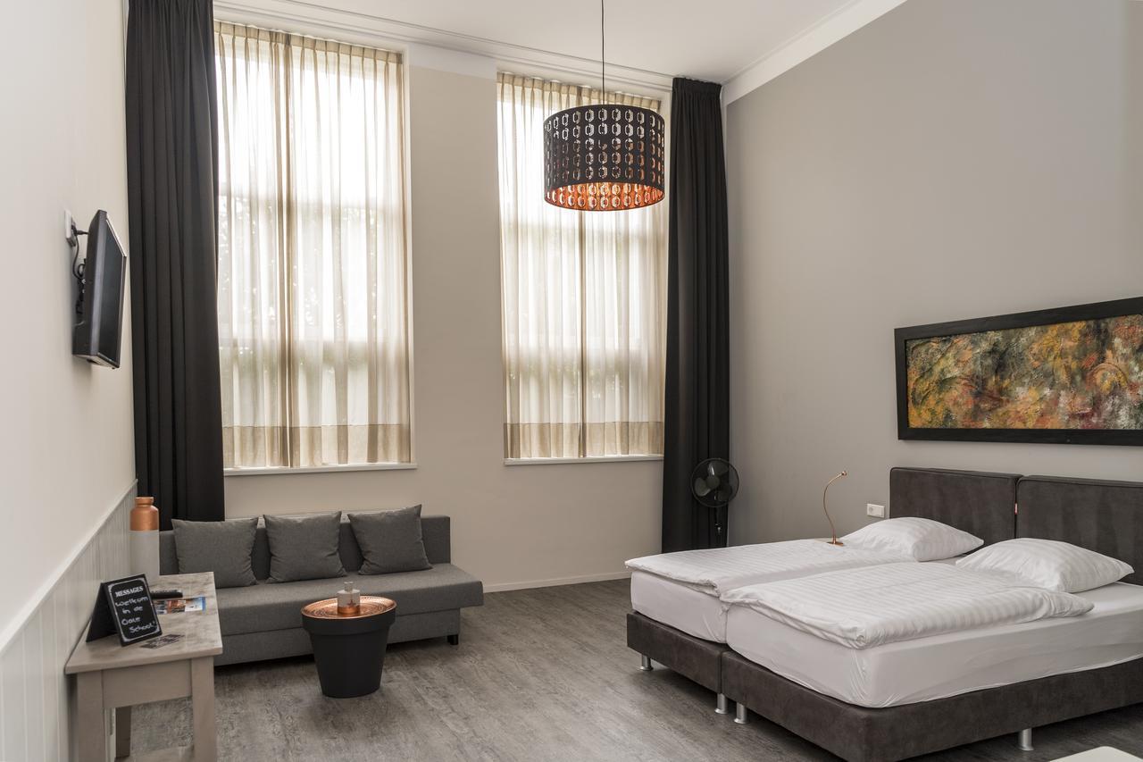 Bed & Breakfast De Oale School Lattrop Zewnętrze zdjęcie
