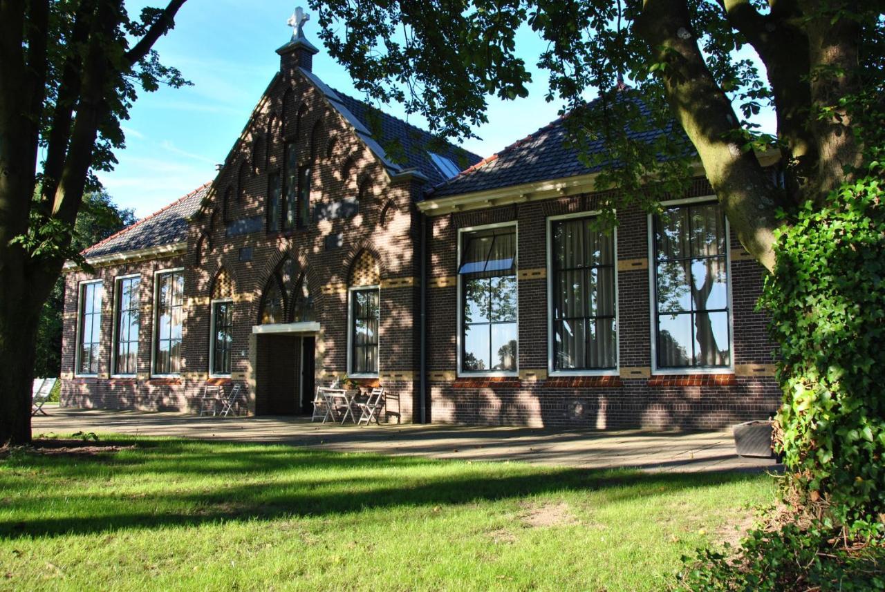 Bed & Breakfast De Oale School Lattrop Zewnętrze zdjęcie